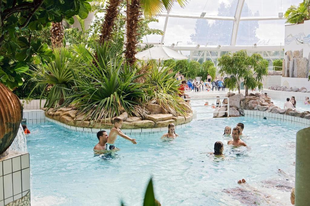 Sunparks Oostduinkerke - Plopsaland Hotel Екстериор снимка